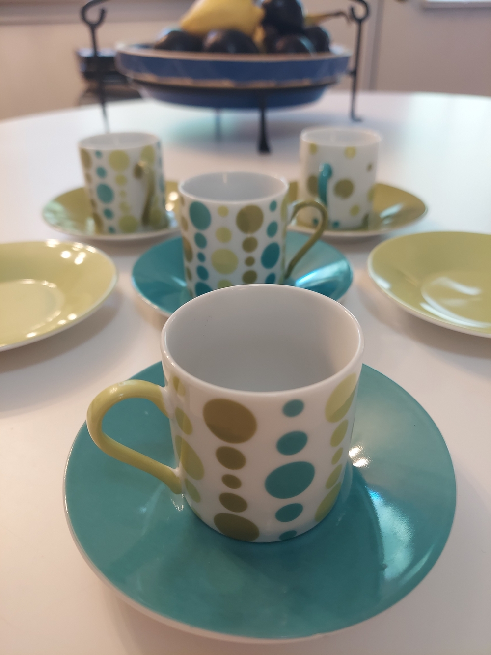 Classic Coffee & Tea CO. Espresso Set Of 4 Cups 6 Saucers Blue, Green Polka Dot
